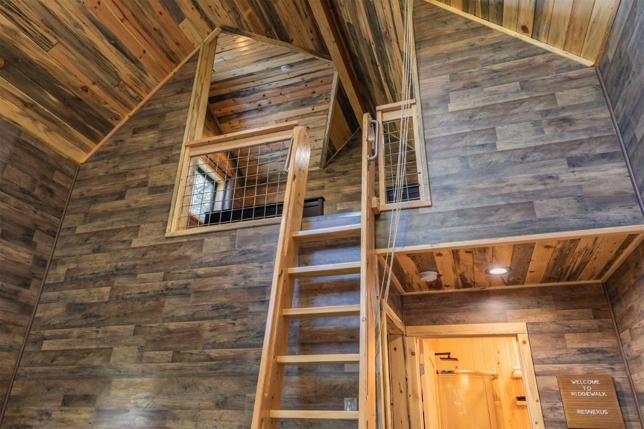 Ridgewalk Treehouse Bed & Breakfast Angel Fire Exterior photo