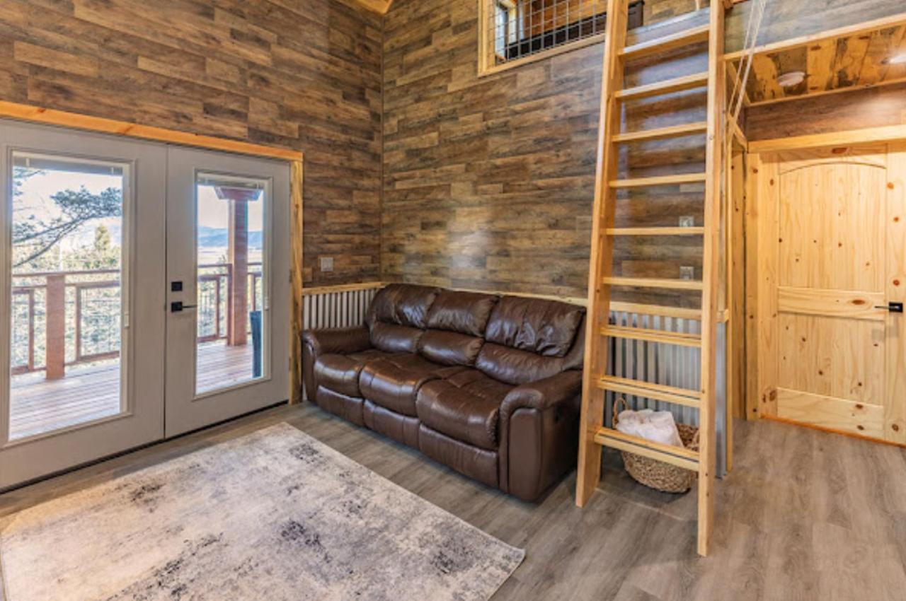 Ridgewalk Treehouse Bed & Breakfast Angel Fire Exterior photo